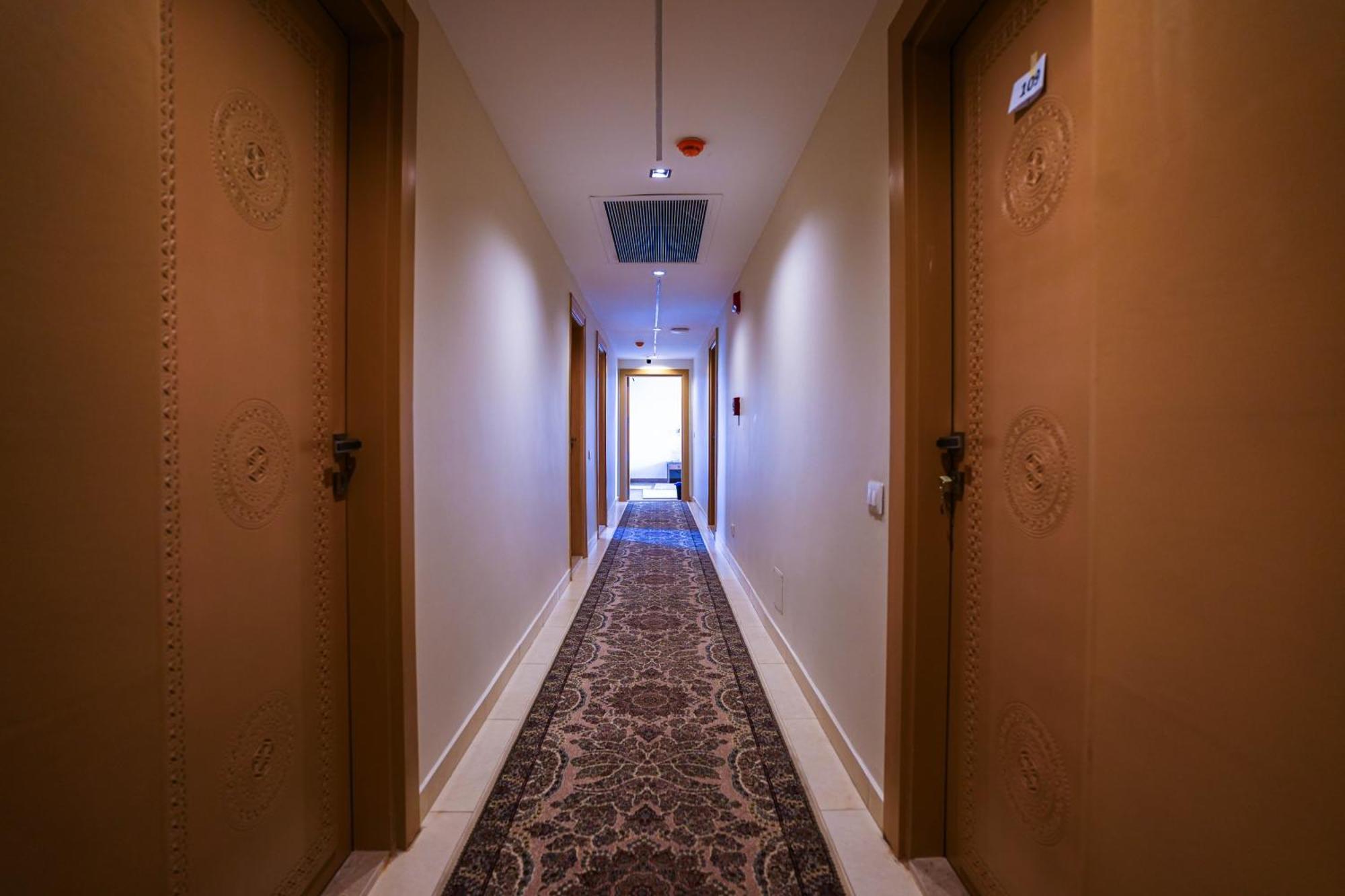 Doudou Pyramids View Hotel Kafrat al Jabal Exterior foto