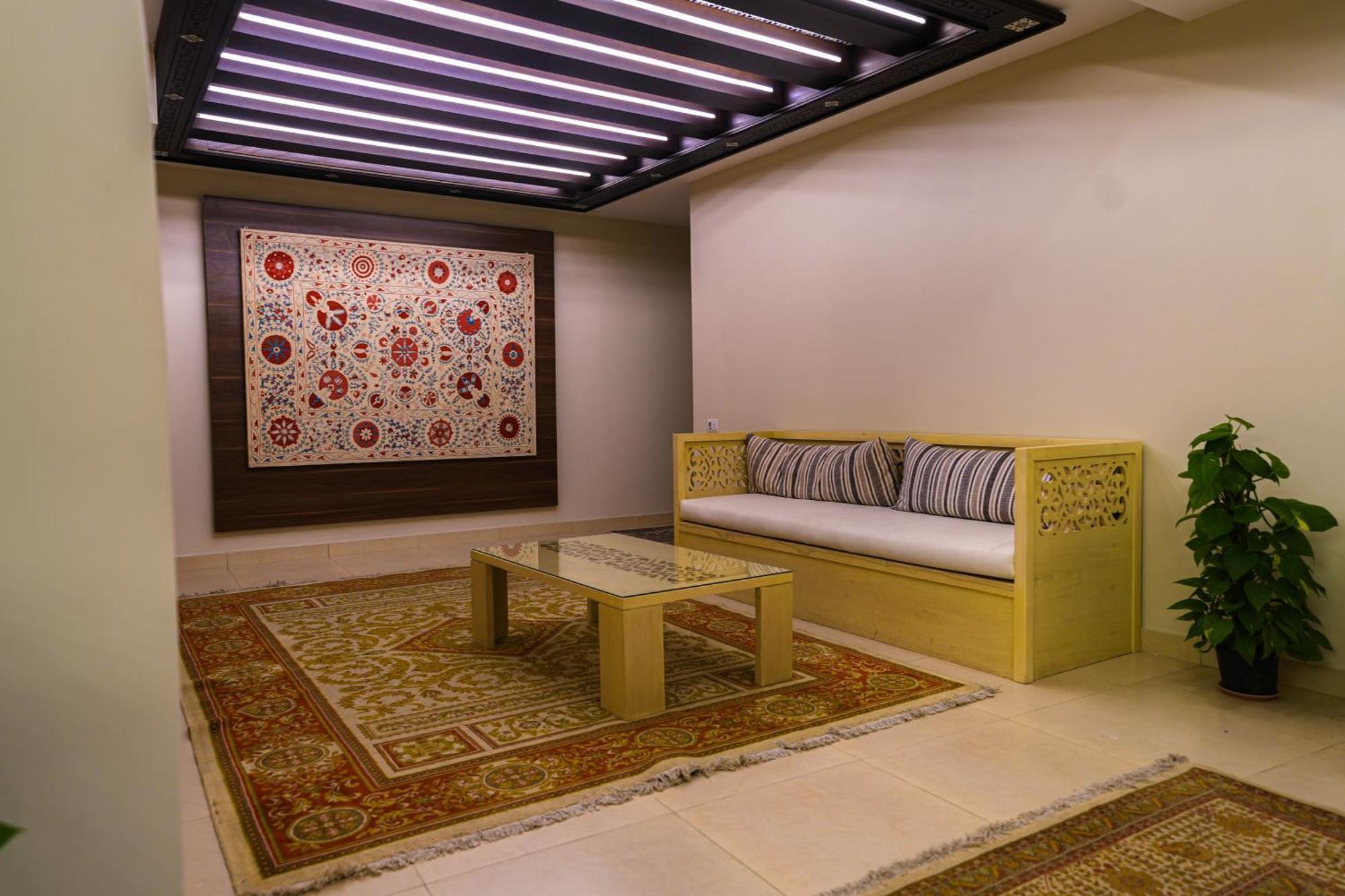Doudou Pyramids View Hotel Kafrat al Jabal Exterior foto